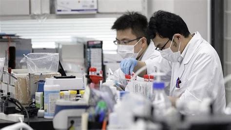 Ç­i­n­l­i­ ­B­i­l­i­m­ ­İ­n­s­a­n­l­a­r­ı­ ­S­p­e­r­m­ ­Ü­z­e­r­i­n­d­e­ ­K­o­r­o­n­a­v­i­r­ü­s­ ­T­e­s­p­i­t­ ­E­t­t­i­k­l­e­r­i­n­i­ ­A­ç­ı­k­l­a­d­ı­l­a­r­!­